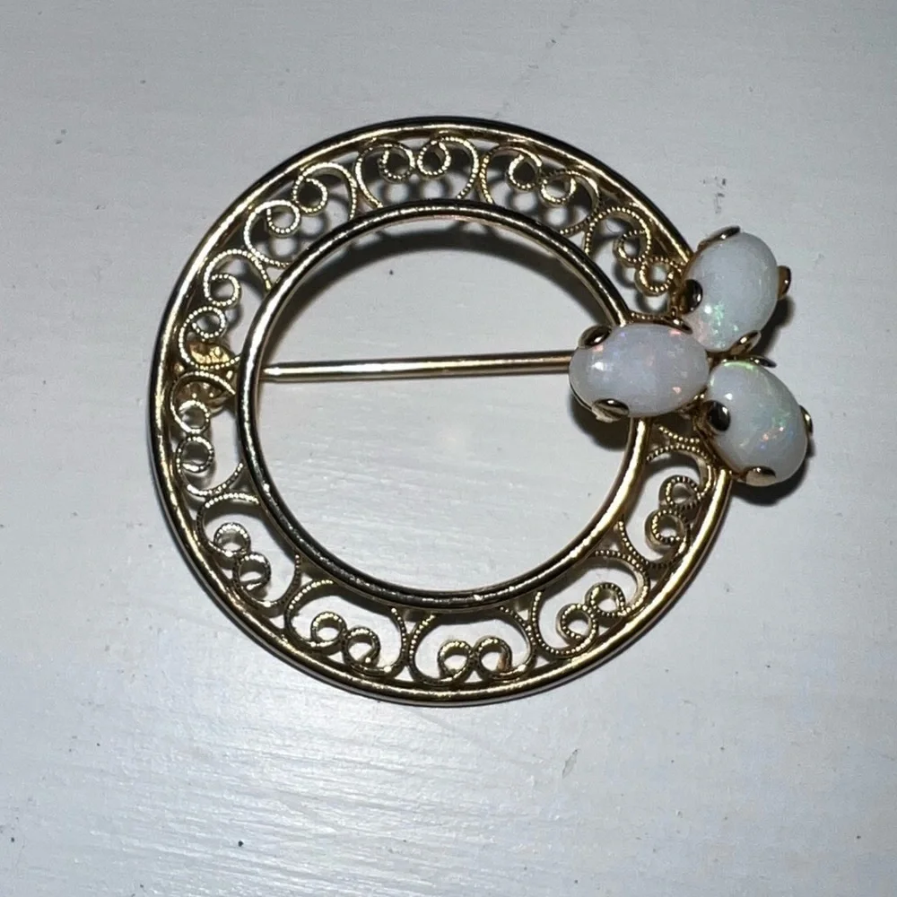 Vintage Opal Filigree Wreath Pin 14k Gold Filled